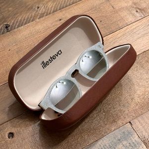 Illesteva Leonard 48 22-45 Sunglasses